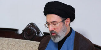 খামেনির ছেলেকে ইরানের নতুন সর্বোচ্চ নেতা হিসেবে ঘোষণা