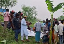 টাঙ্গাইলে রডবোঝাই ট্রাক উল্টে নিহত ১৫