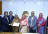 কর্মসংস্থান সৃষ্টিতে বাংলাদেশ ব্যাংকের বিশেষ স্বীকৃতি পেল কর্মসংস্থান ব্যাংক