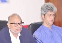 সংকট কাটিয়ে ঘুরে দাঁড়াতে কাজ করছে সরকার: অর্থ উপদেষ্টা