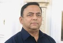 বেনজীরের বিরুদ্ধে তিন গ্রেফতারি পরোয়ানা আছে: চিফ প্রসিকিউটর