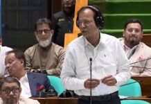 বজ্রপাত ও দুর্যোগ ঝুঁকি কমাতে আধুনিক প্রযুক্তির দিকে যাচ্ছে সরকার