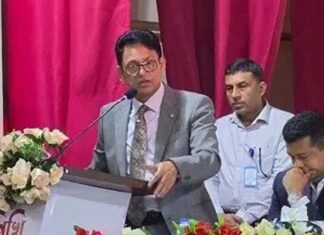অভিন্ন প্রশ্নপত্রে পরীক্ষা শিক্ষা সংস্কারের প্রথম ধাপ: শিক্ষামন্ত্রী