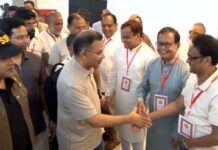 সিলেট পৌঁছেছেন প্রধানমন্ত্রী