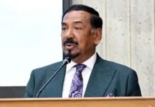 দেশে ফিরলেন স্পিকার
