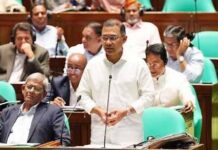 অমুক্তিযোদ্ধাদের শনাক্তে কাজ করছে বিশেষজ্ঞ কমিটি: সংসদে প্রধানমন্ত্রী