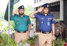 গাঢ় নীল-হালকা জলপাই শার্ট ও খাকি প্যান্টে ফিরেছে পুলিশ