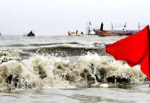 সমুদ্রবন্দরে ৩ নম্বর সতর্ক সংকেত