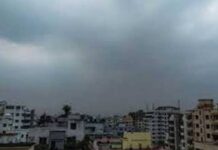 দুপুর পর্যন্ত মেঘাচ্ছন্ন থাকতে পারে ঢাকার আকাশ