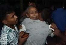 পাবনায় ভ্যানচালককে গলা কেটে হত্যা