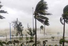 দেশের ৮ অঞ্চলে ঝোড়ো হাওয়ার শঙ্কায় নদীবন্দরে সতর্কতা