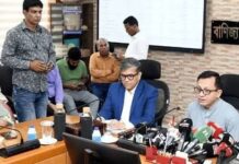 জ্বালানি সংকটের দ্রুত কোনো সমাধান নেই: বাণিজ্যমন্ত্রী