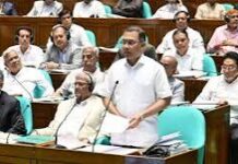 অনার্স পর্যন্ত মেয়েদের শিক্ষা বিনামূল্যে করতে চাই: প্রধানমন্ত্রী