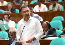 ধাপে ধাপে প্রাথমিক শিক্ষকদের বেতন বাড়ানো হবে : প্রধানমন্ত্রী