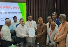রাষ্ট্রপতি প্রার্থী অলি আহমদের মনোনয়নপত্র ইসিতে জমা