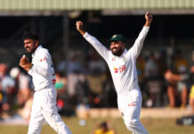 স্মিথের প্রতিরোধ ভেঙে চালকের আসনে বাংলাদেশ