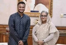 শেখ হাসিনার সঙ্গে দেশে ফিরতে চান সাকিব