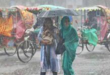ভ্যাপসা গরমের পর ঢাকায় বৃষ্টি, থাকতে পারে দুপুর পর্যন্ত