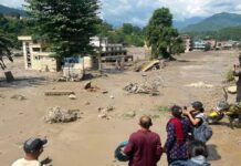 নেপালে বন্যায় নিহতের সংখ্যা বেড়ে ৫৭৯