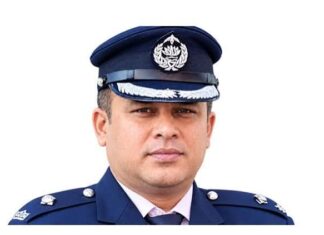 ডিবি হেফাজতে ক্যান্টনমেন্ট থানার সেই ওসি