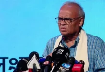 রাজপথে হুমকি নয়, সংসদে গ্যাস-বিদ্যুৎ নিয়ে পরামর্শ দিন : রিজভী
