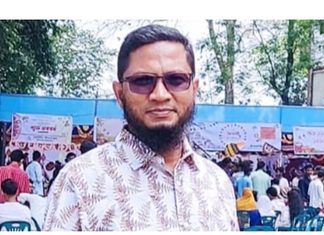 আবারও শ্রেষ্ঠত্বের পরিচয় দিলেন দেলোয়ার হোসেন