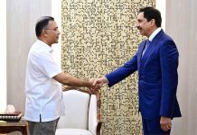 প্রধানমন্ত্রীর সঙ্গে ডিপি ওয়ার্ল্ড চেয়ারম্যানের সাক্ষাৎ, নতুন বিনিয়োগে আগ্রহ