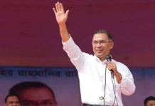 খুলনায় পৌঁছেছেন প্রধানমন্ত্রী