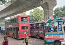 প্রেসক্লাব ছেড়েছেন অটোচালকরা, যান চলাচল স্বাভাবিক