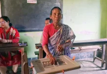 ঠাকুরগাঁও-১ আসনে ভোটগ্রহণ চলছে